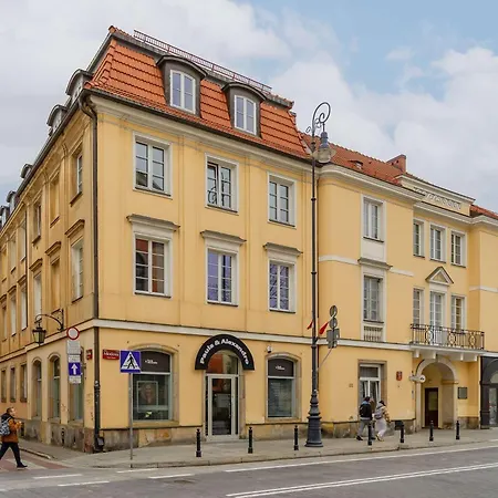Daire Cozy Miodowa In Historic Old Town Tenement Varşova