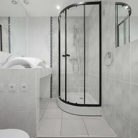 Cozy Miodowa In Historic Old Town Tenement *